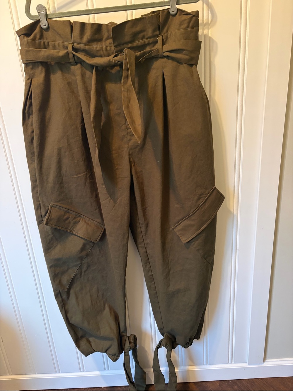 NWT J. Brooks Boutique Olive Paperbag Waist Cargo Pants Tie Ankle Stretch 1XL - Picture 3 of 13